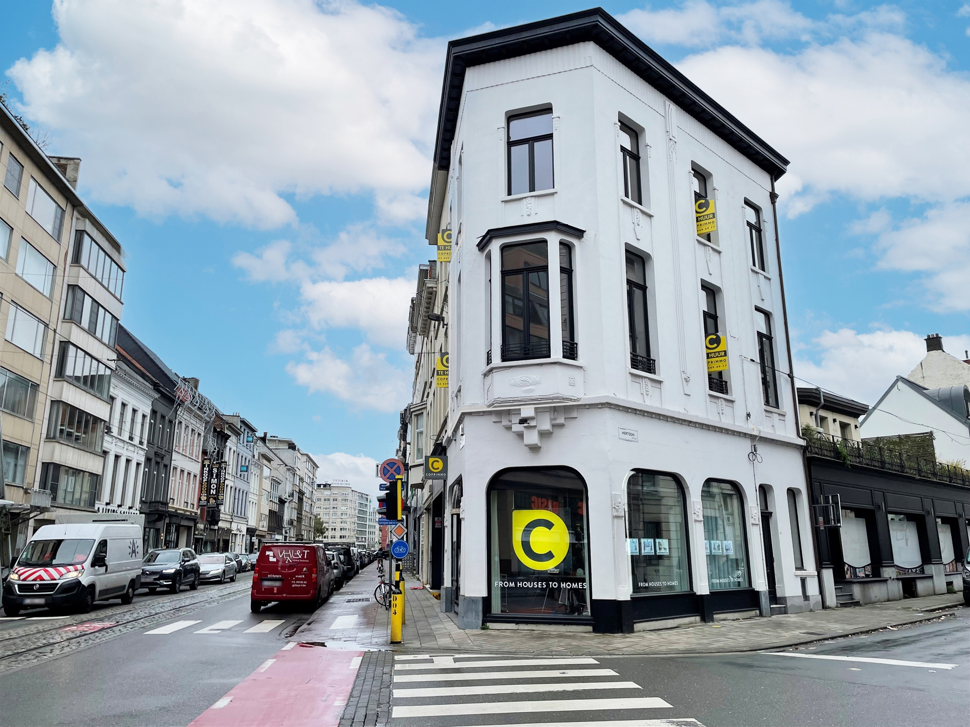 Gevel nieuw kantoor van Coprimmo in Antwerpen